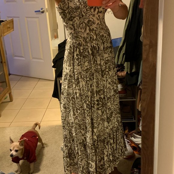 dress - Picture 2 of 2